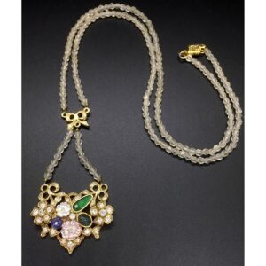 1928-Faceted-Crystal-with-molded-Floral-Stones-rhinestone-Pendant-1.jpg