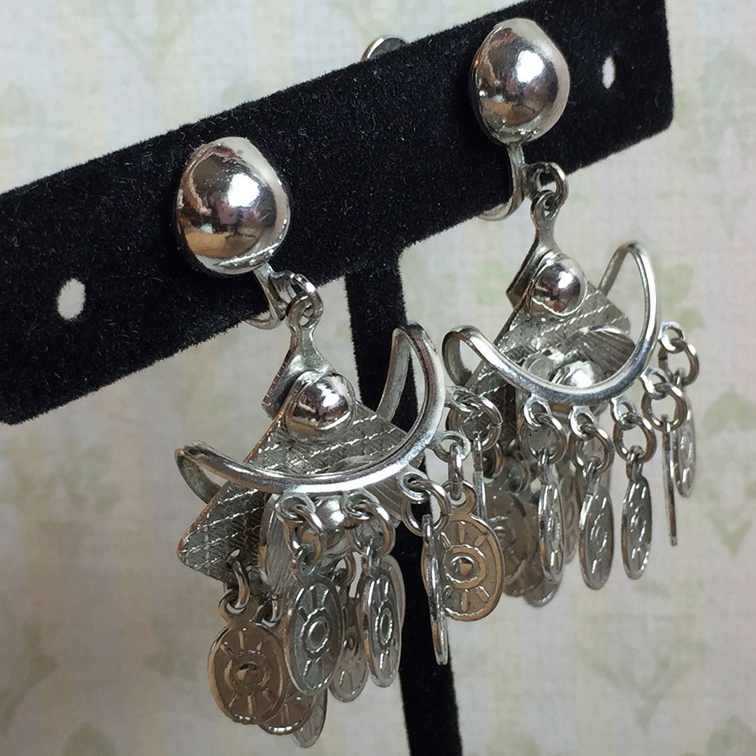 Vintage c. 1960s Boho Bohemiam Silver-tone Coin Style Dangle Screw back Earrings Excellent Condition