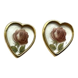 1970s-Heart-Shaped-Pendant-Necklace-7.jpg