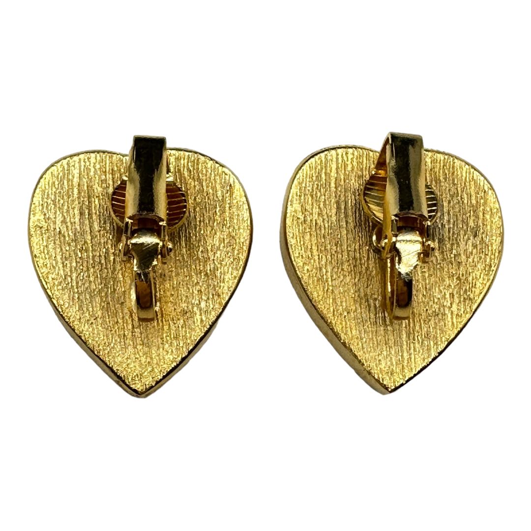 1970s-Heart-Shaped-Pendant-Necklace-8.jpg