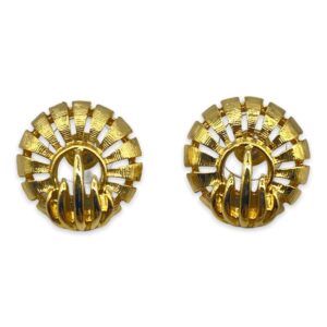 1980s-pierced-tailored-earrings3.jpg