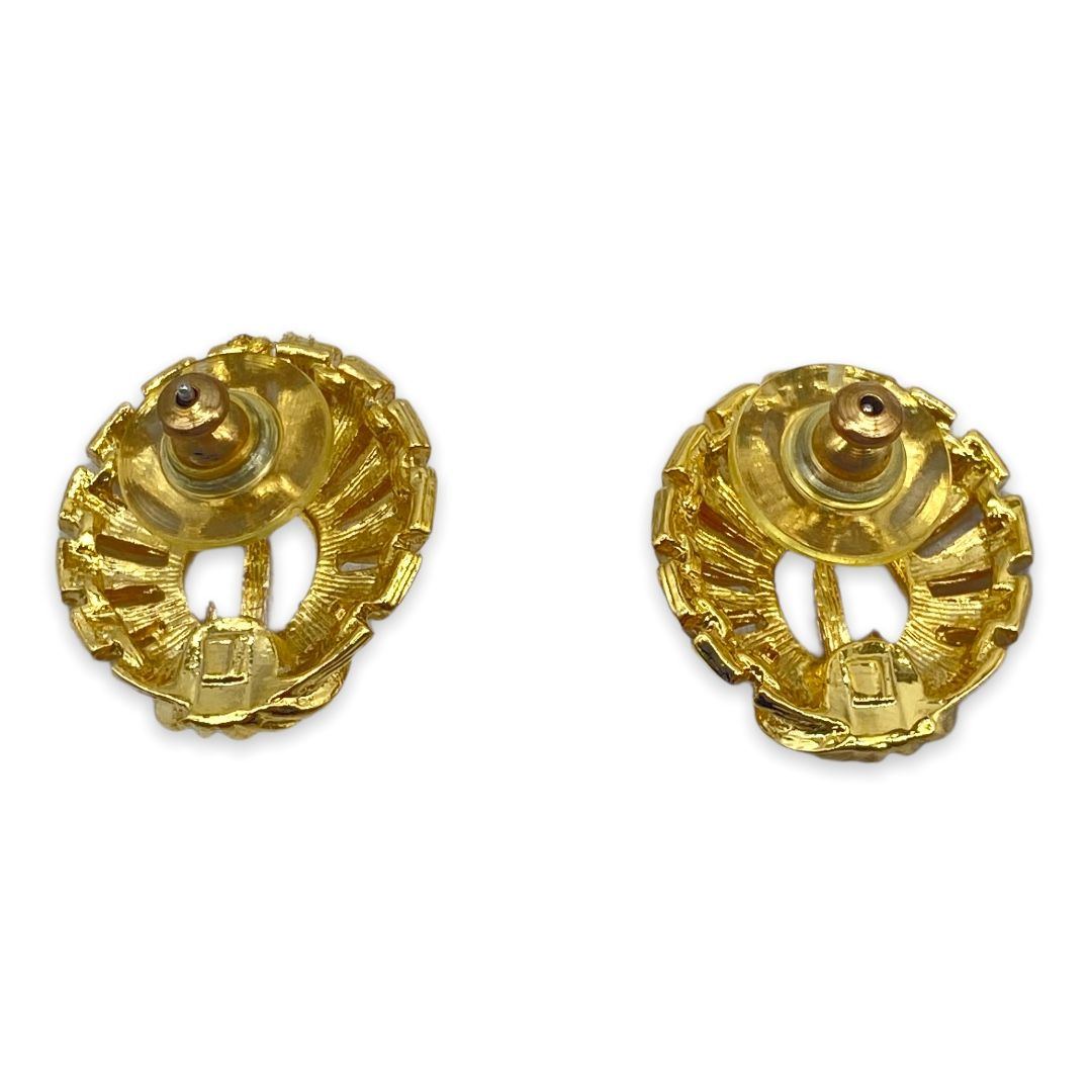 1980s-pierced-tailored-earrings4.jpg