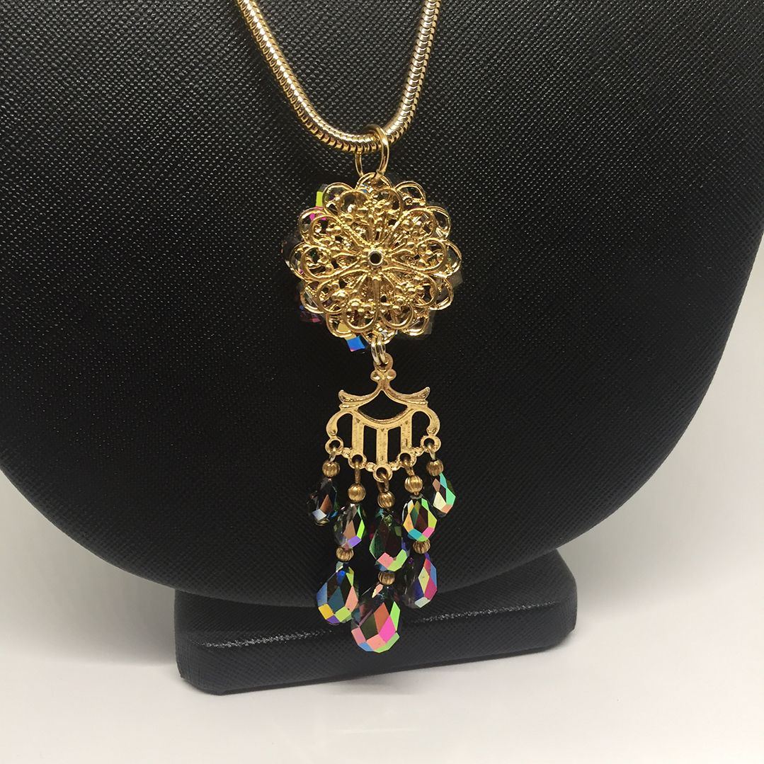 Aurora-Borealis-Pendant-Necklace4.jpg