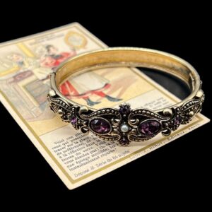 Avon-1974-Queensbury-Victorian-Revival-Bracelet3.jpg