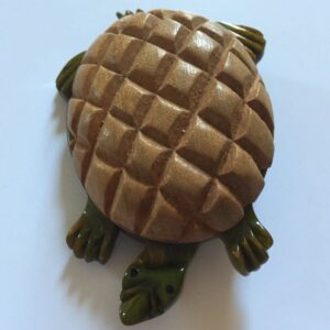 Bakelite-Turtle-1.jpg