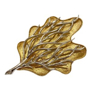 Coro-Coral-Branch-and-Leaf-Brooch-Set2.jpg