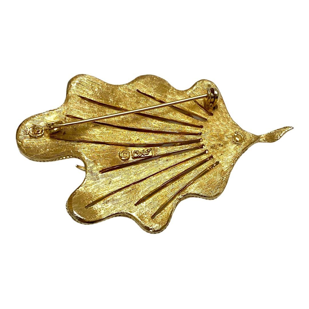 Coro-Coral-Branch-and-Leaf-Brooch-Set4.jpg