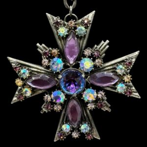 Florenza-Maltese-Cross-Pendant-Necklace4.jpg