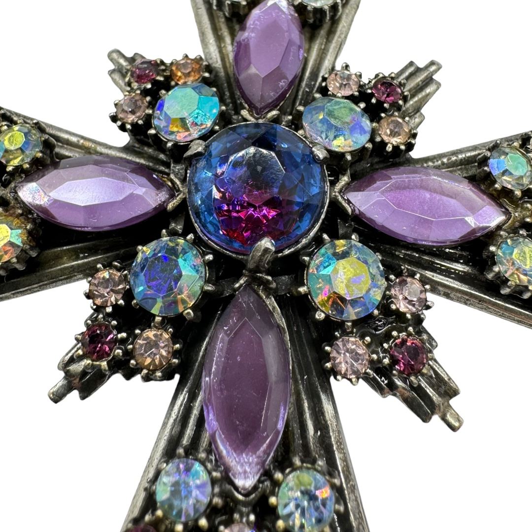Florenza-Maltese-Cross-Pendant-Necklace5.jpg