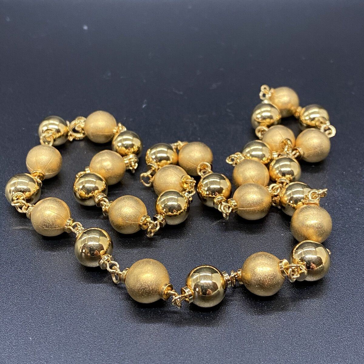 Vintage Gold Tone Smooth and Texture Bead Collar Necklace 24"