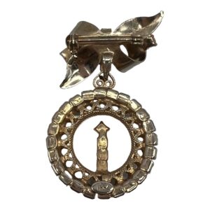 Hobe-Christmas-Wreath-Pin3.jpg