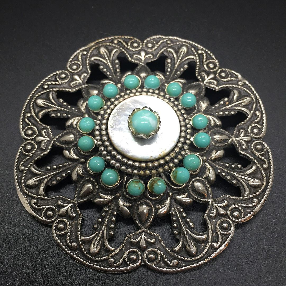 Huge-vintage-Southwestern-style-Brooch-4.jpg