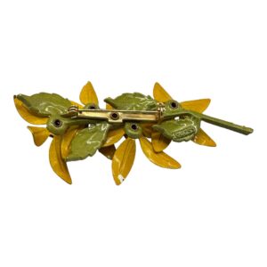 Large-enamel-Weiss-flower-brooch2.jpg