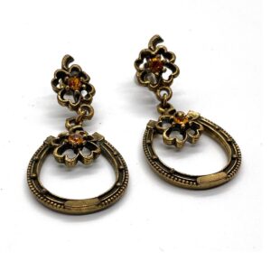 Late-1940s-Victorian-Revival-Horseshoe-Screwback-Earrings-3-e1625353125342.jpg