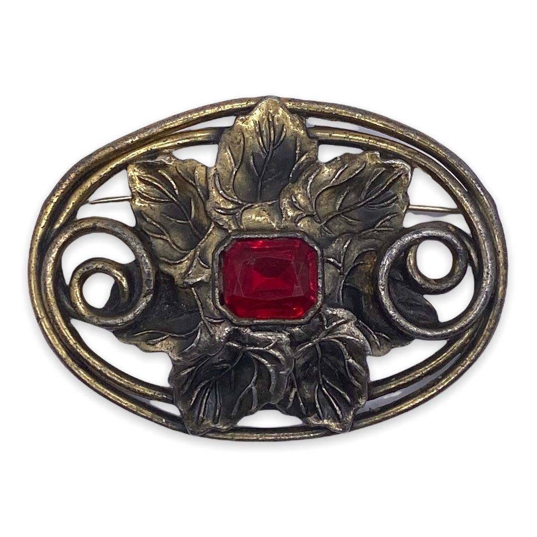 Little Nemo Art Nouveau Style Pot Metal Brooch