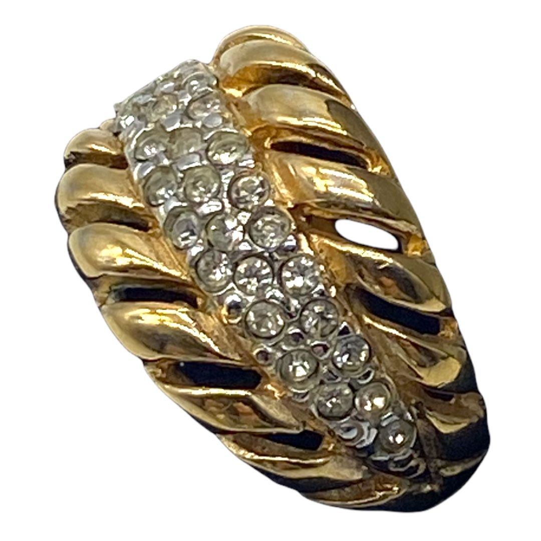 Lovely Cocktail Finger Ring