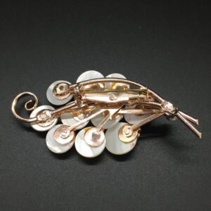 Lovely-Mother-of-Pearl-Brooch4-rotated-e1632616685814.jpg
