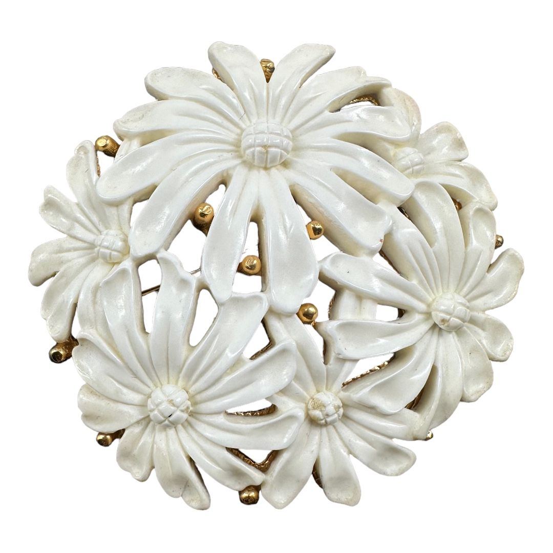 Monet White Flower Resin Brooch