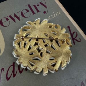 Monet-white-flower-resin-brooch4.jpg