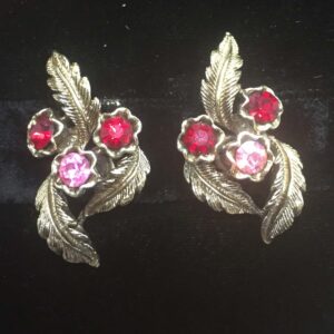 Red-and-Pink-Rhinestone-1950s-Clip-Back-Earrings1.jpg