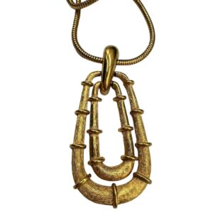 Roget-pendant-necklace2.jpg