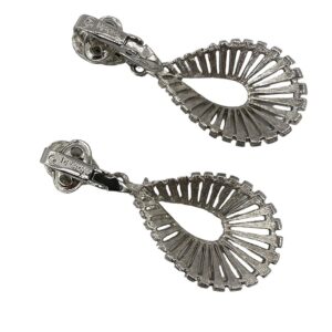 Trifari-silver-tone-dangle-earrings3.jpg