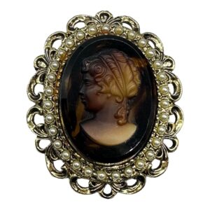 Victorian-Revival-Glass-Cameo-Brooch2.jpg