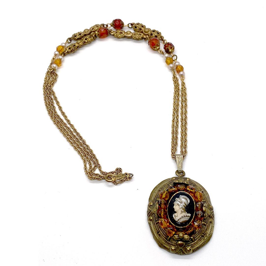 Victorian-Revival-Pendant-Necklace-with-Faux-Roman-Grecian-Cameo-Motif-2.jpg