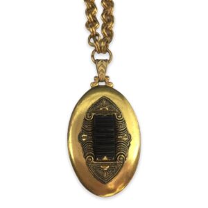 Victorian-Revival-Pendant-with-Exquisite-Detail5.jpg