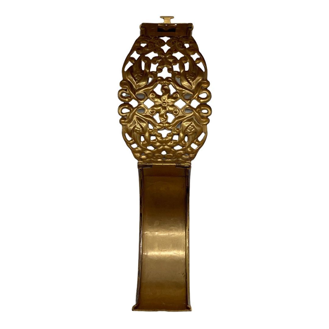 Vintage-1930s-Open-Metal-work-Clamper2.jpg