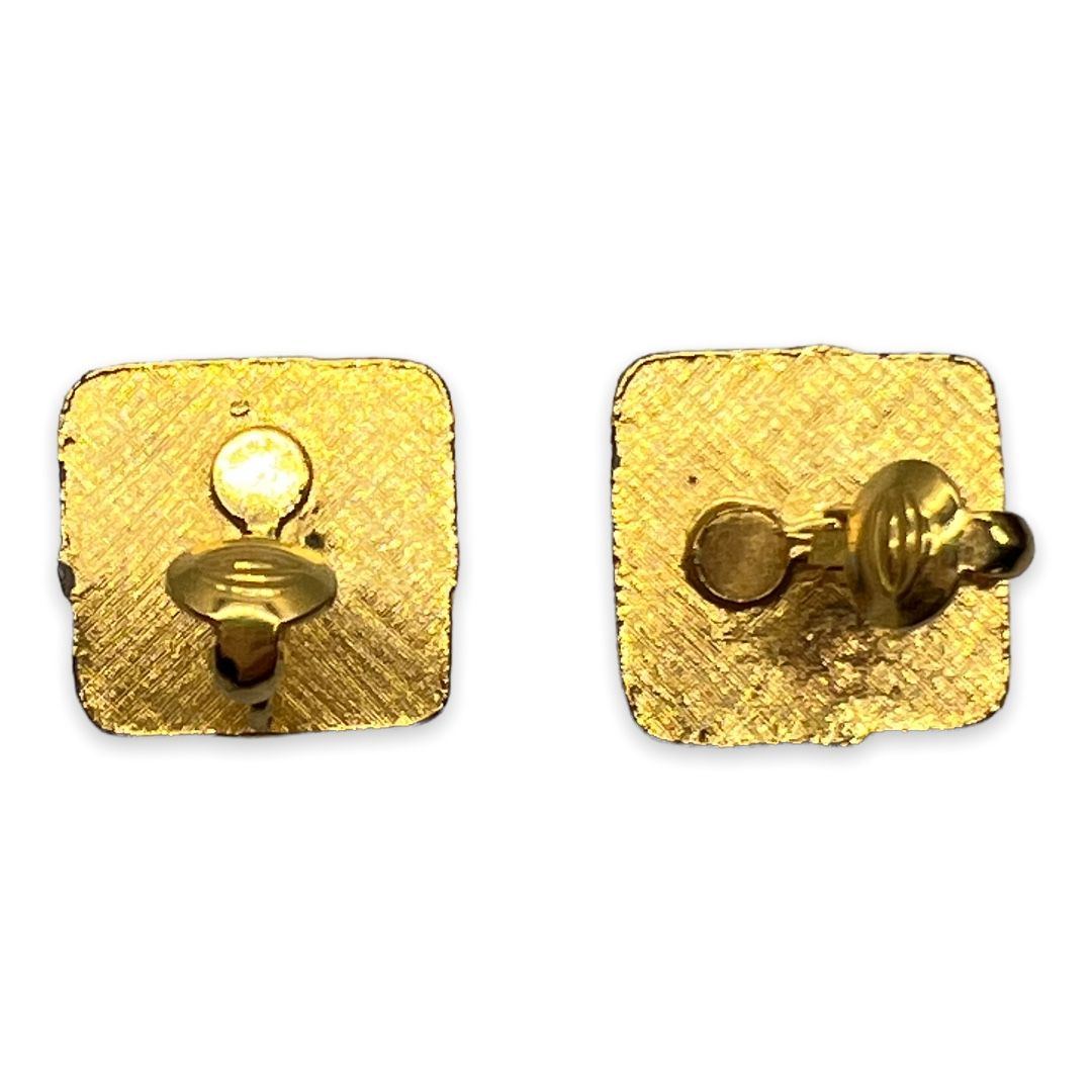 Vintage-1960s-Faux-Jade-Gold-Tone-Clip-Earrings3.jpg