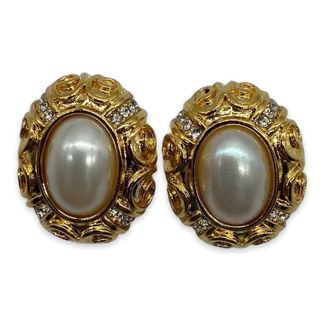 Vintage Unsigned Coro Rhinestone and Faux Pearl Pierced Earrings