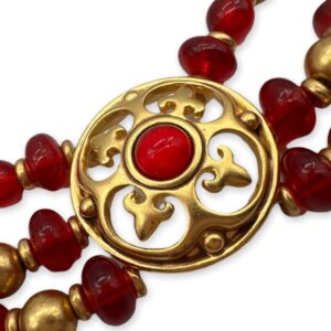 Vintage-1980s-Red-Lucite-Collar-Necklace2.jpg