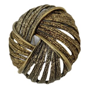 Vintage-Art-Tailored-Brooch3.jpg