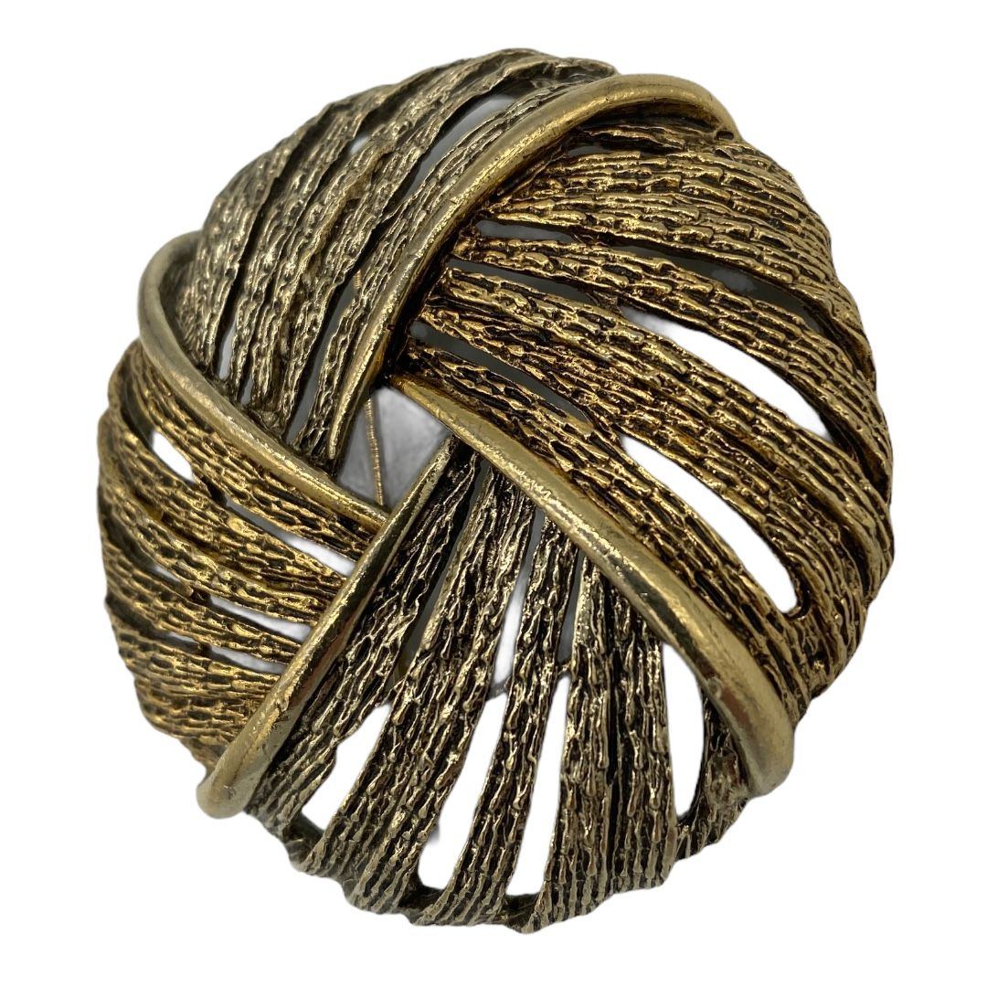Vintage-Art-Tailored-Brooch3.jpg