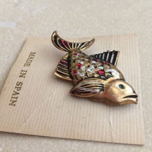 Vintage-Faux-Damascene-Toledoware-Fish-PIn-on-Original-Card-Made-in-Spain-4.jpg