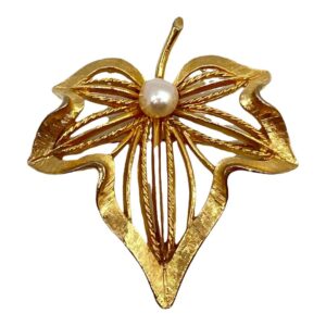 Vintage-Faux-Pearl-Figural-Leaf-Brooch3.jpg