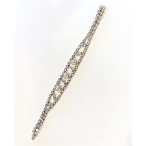 Vintage-Faux-Pearl-and-Rhinestone-Bracelet-1-e1625350808736.jpg