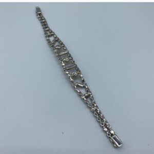 Vintage-Faux-Pearl-and-Rhinestone-Bracelet-4-e1625350760680.jpg