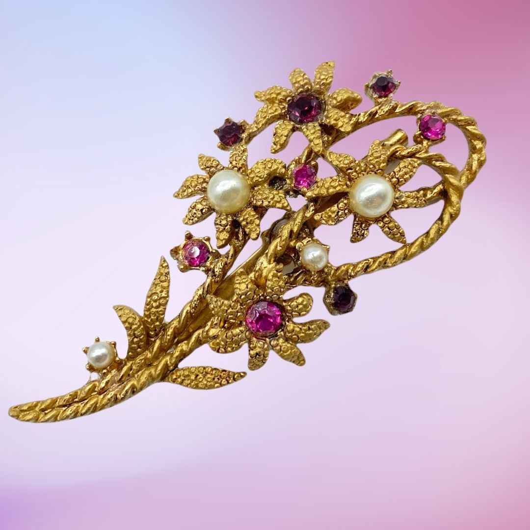 Vintage-Faux-Pearl-and-Rhinestone-Floral-Spray5.jpg