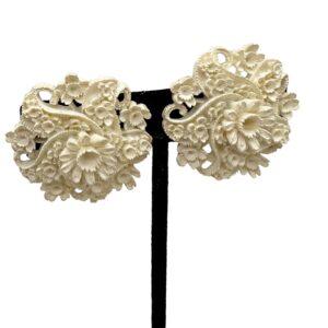 Vintage-Featherlite-Earring2-scaled-1.jpg