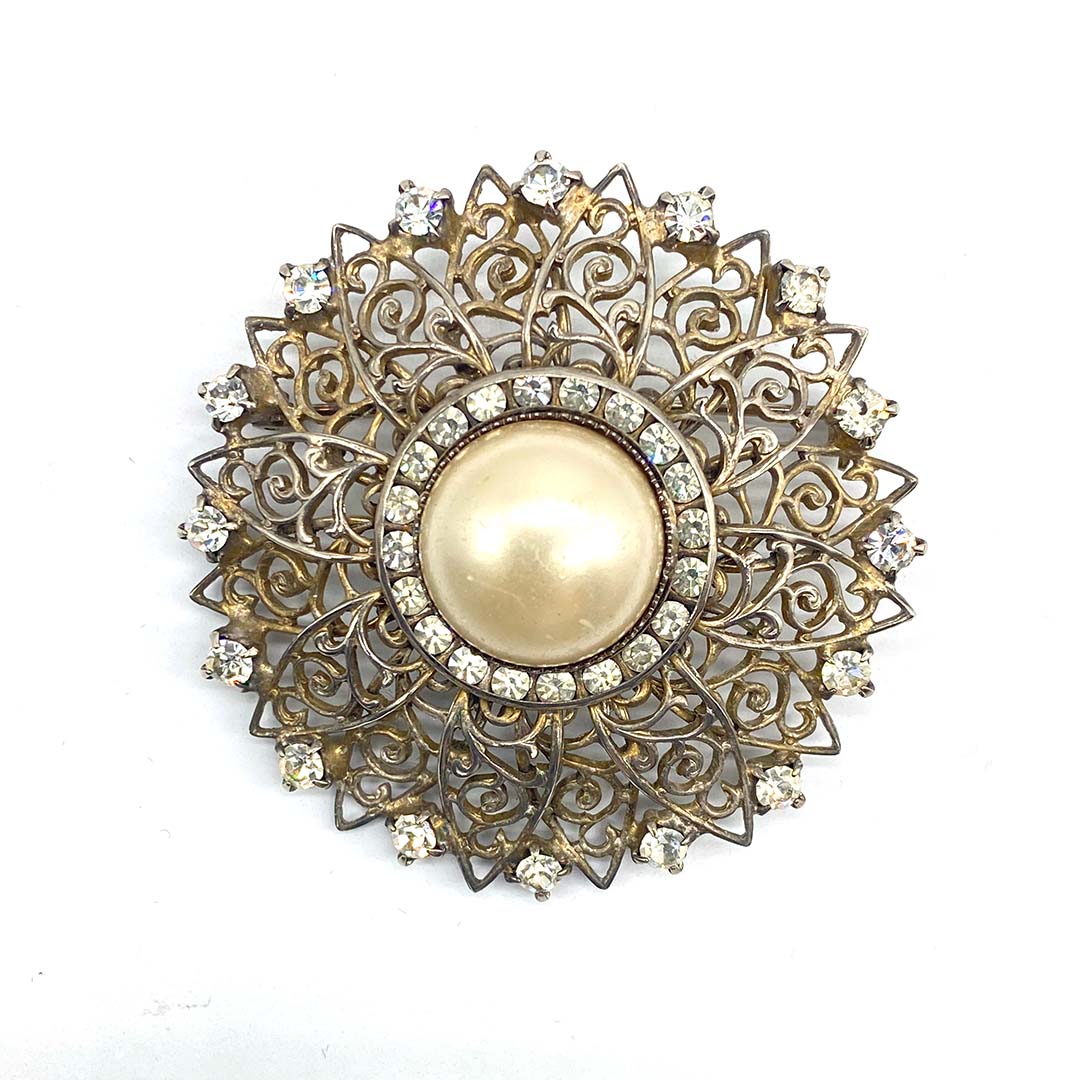 Vintage-Filigree-Rhinestone-and-Pearl-Brooch3.jpg
