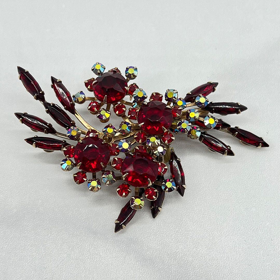 Vintage-Red-Rhinestone-Swedged-Floral-Spray3.jpg