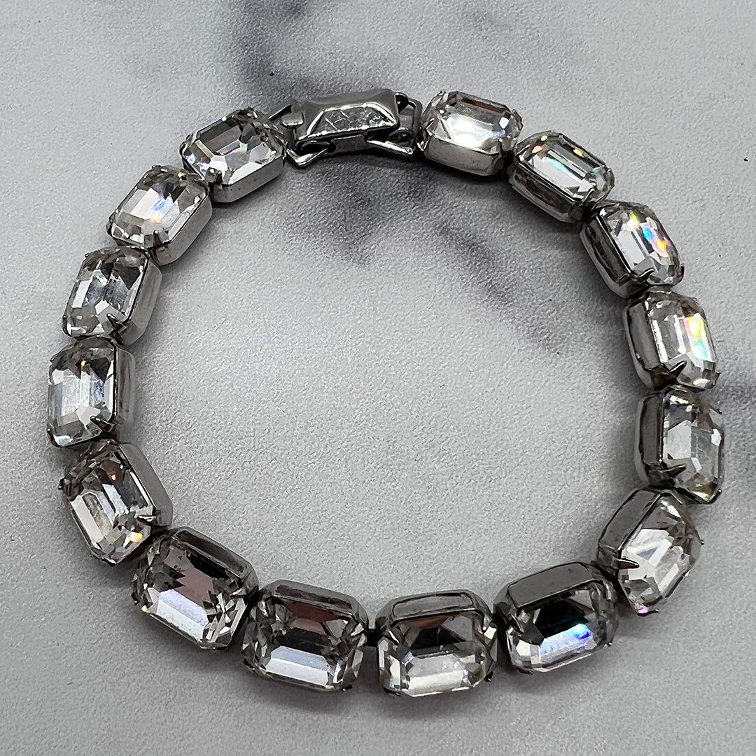 Vintage-Weiss-Emerald-Cut-Rhinestone-Bracelet.jpg