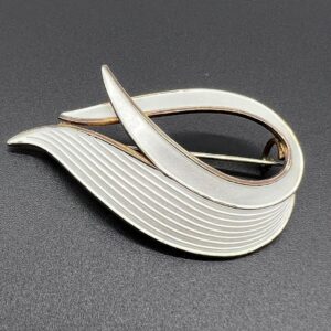 White-Enamel-Albert-Scharning-Sterling-Brooch4.jpg