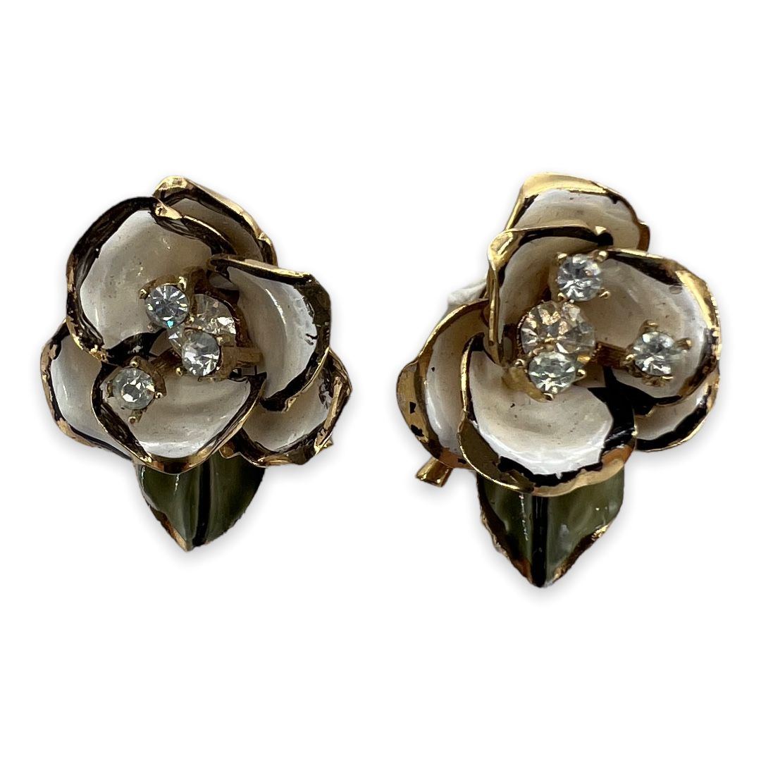 Wonderful Vendome Enameled Flower Earrings