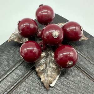 berry-dress-clip-3.jpg