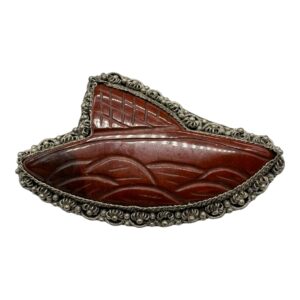 chinese-export-pin-with-semi-precious-stone.jpg