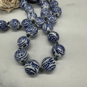 chinese-export-porcelain-bead-necklace.jpg