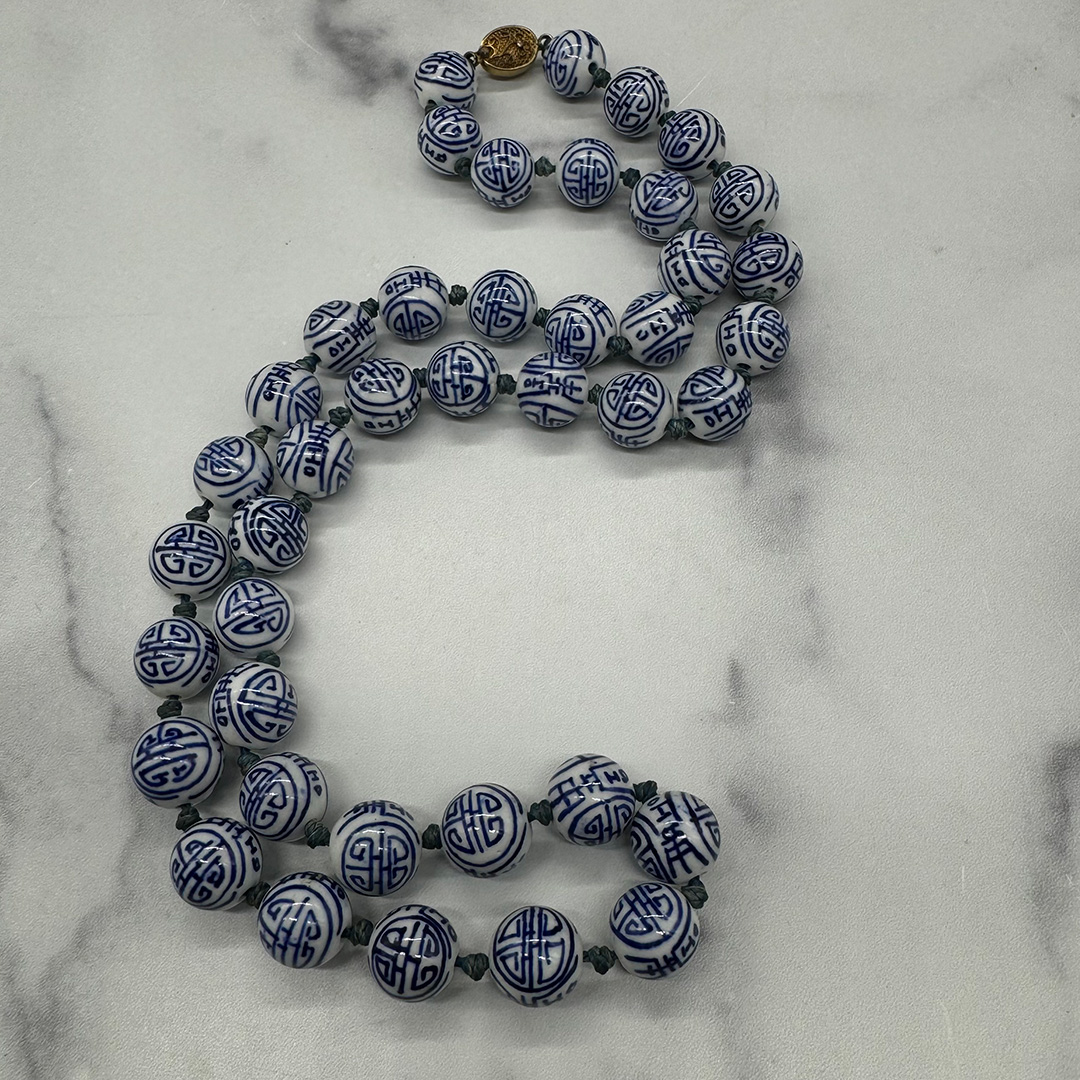 chinese-export-porcelain-bead-necklace3.jpg